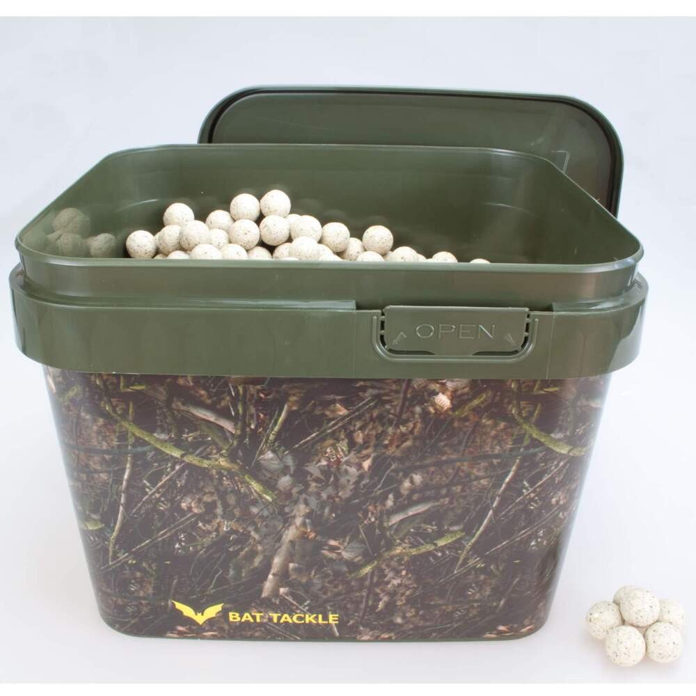 Bat-tackle Böse Boilies   Realistricâ  Spand   5kg Creamwhite Choclate Boilies